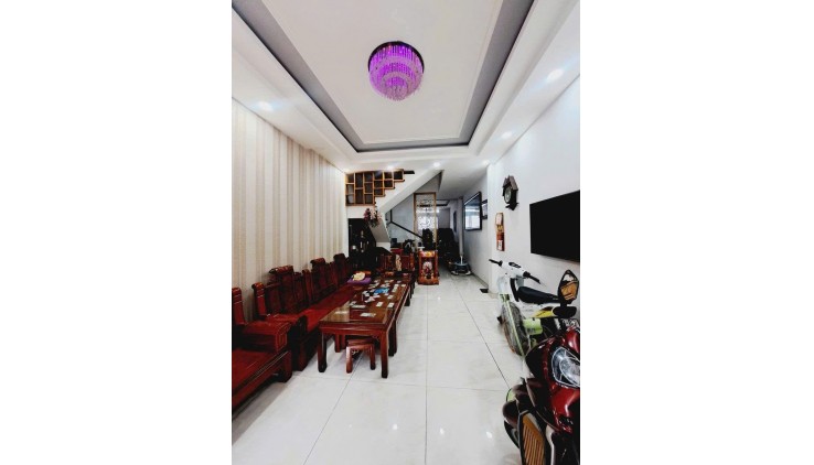 Ngộp Tân Hòa Đông - 4x17m - 4 tầng - Hẻm 8m vỉa hè, Kinh Doanh